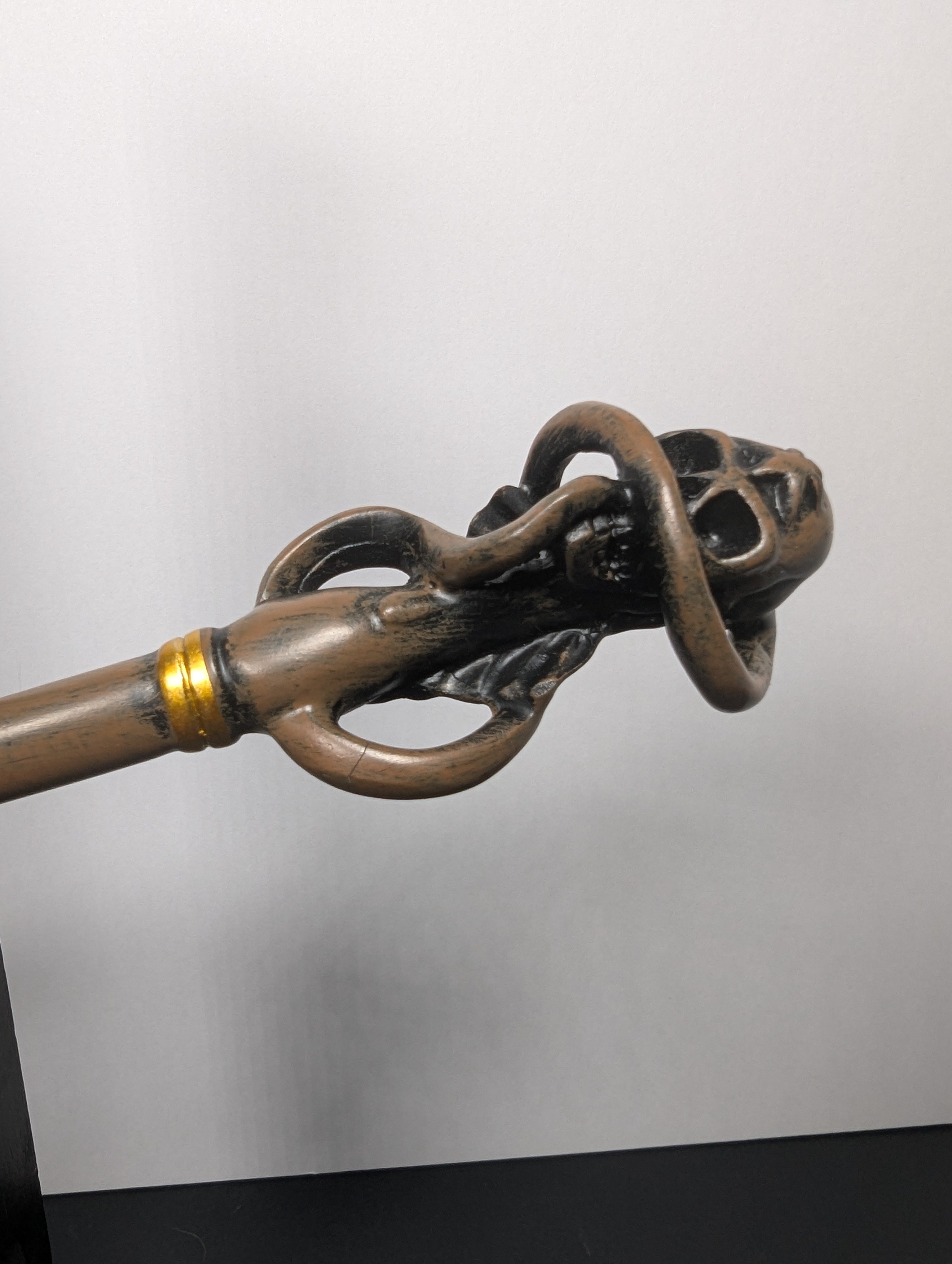 High-Grade Carbon Steel Dark Wizard-Inspired Wand – Skull Handle Style