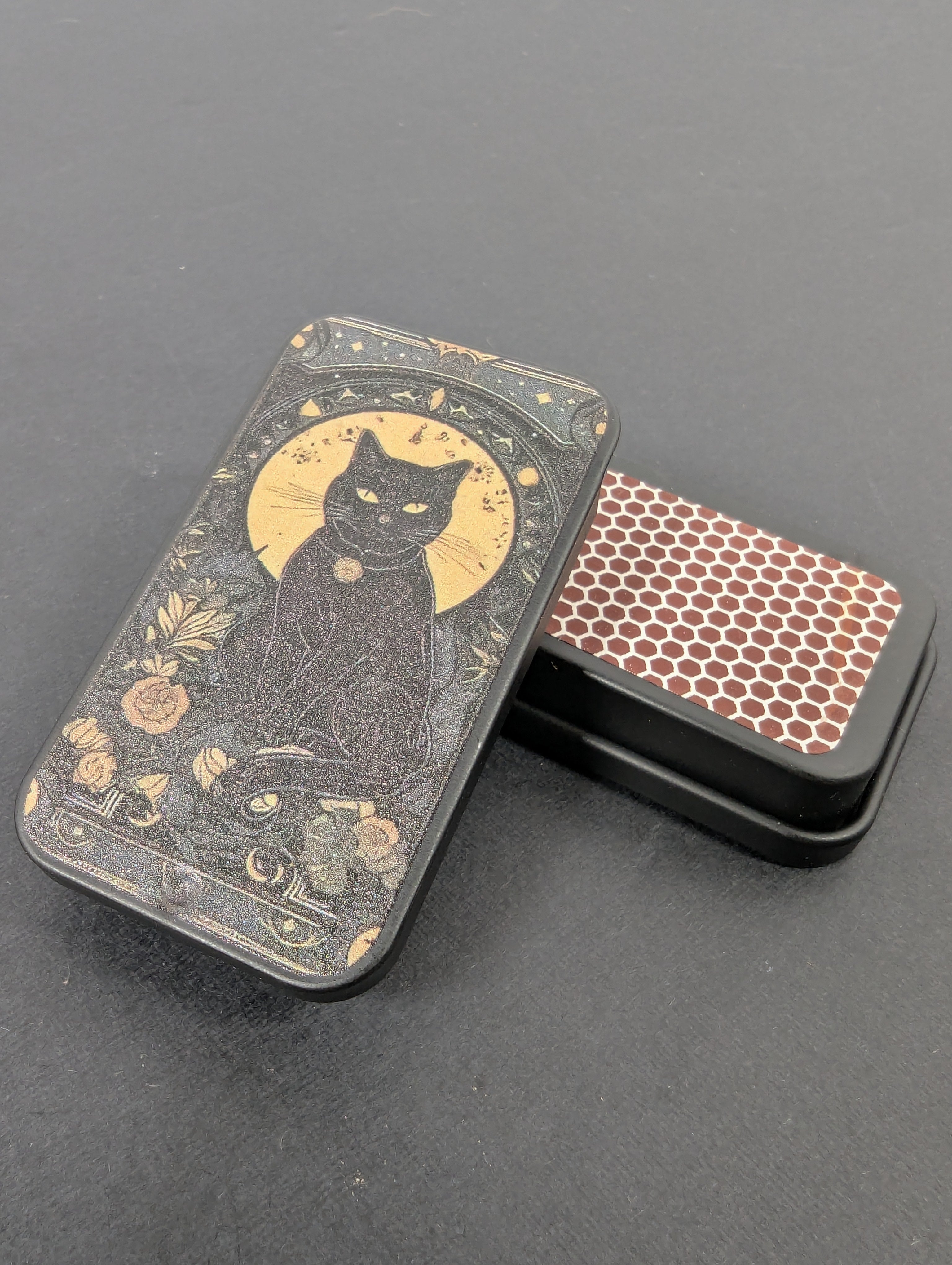Moon Phase Black Cat Vintage Metal Matchbox