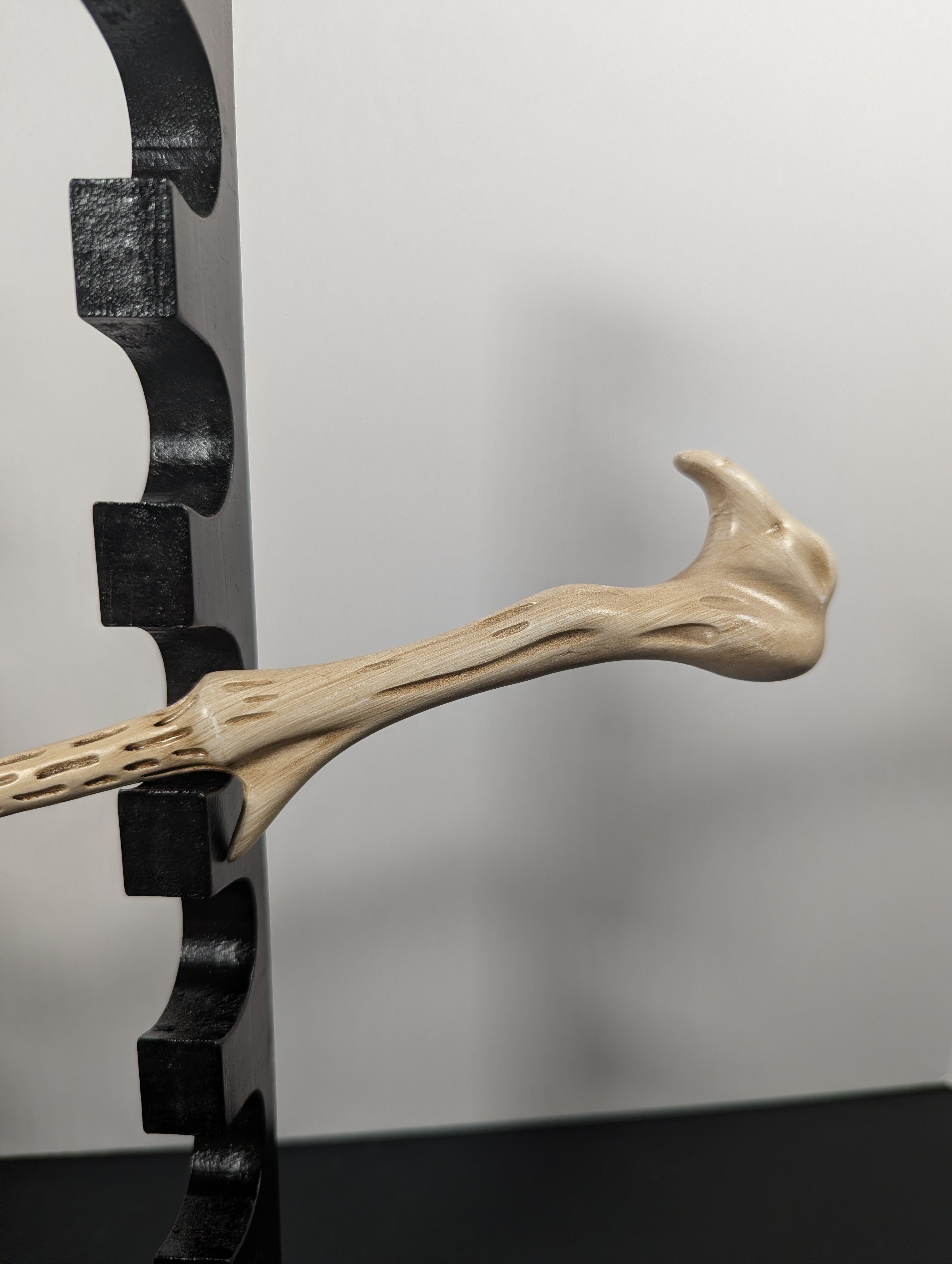 High-Grade Carbon Steel Dark Lord-Inspired Wand – Pale Bone Style