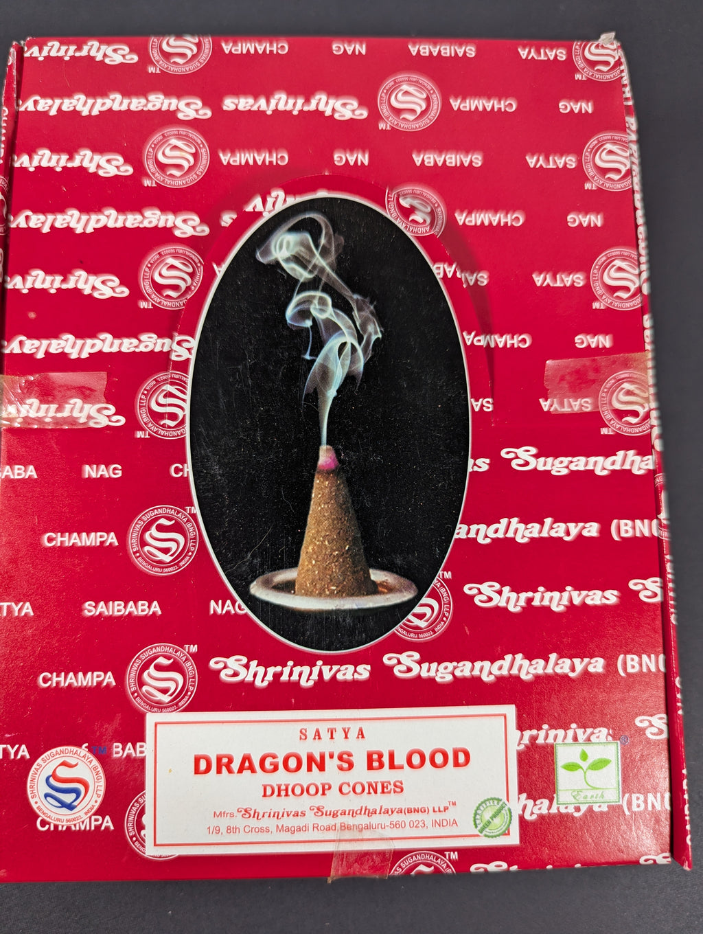 Satya Dragon’s Blood Dhoop Cone Incense (12 Cones with Burner Disc)
