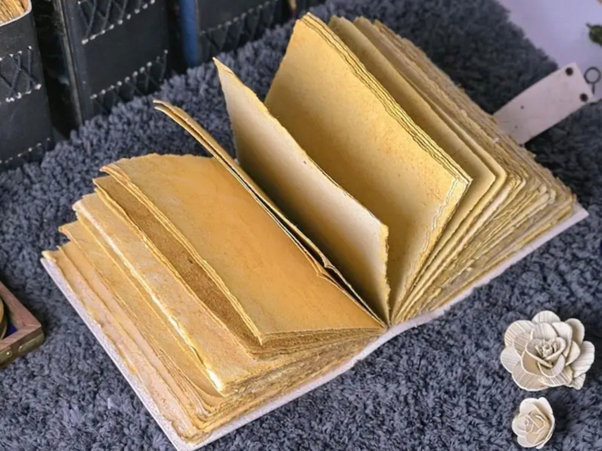 Raven Leather Grimoire Journal – 200 Page Gothic Book of Shadows