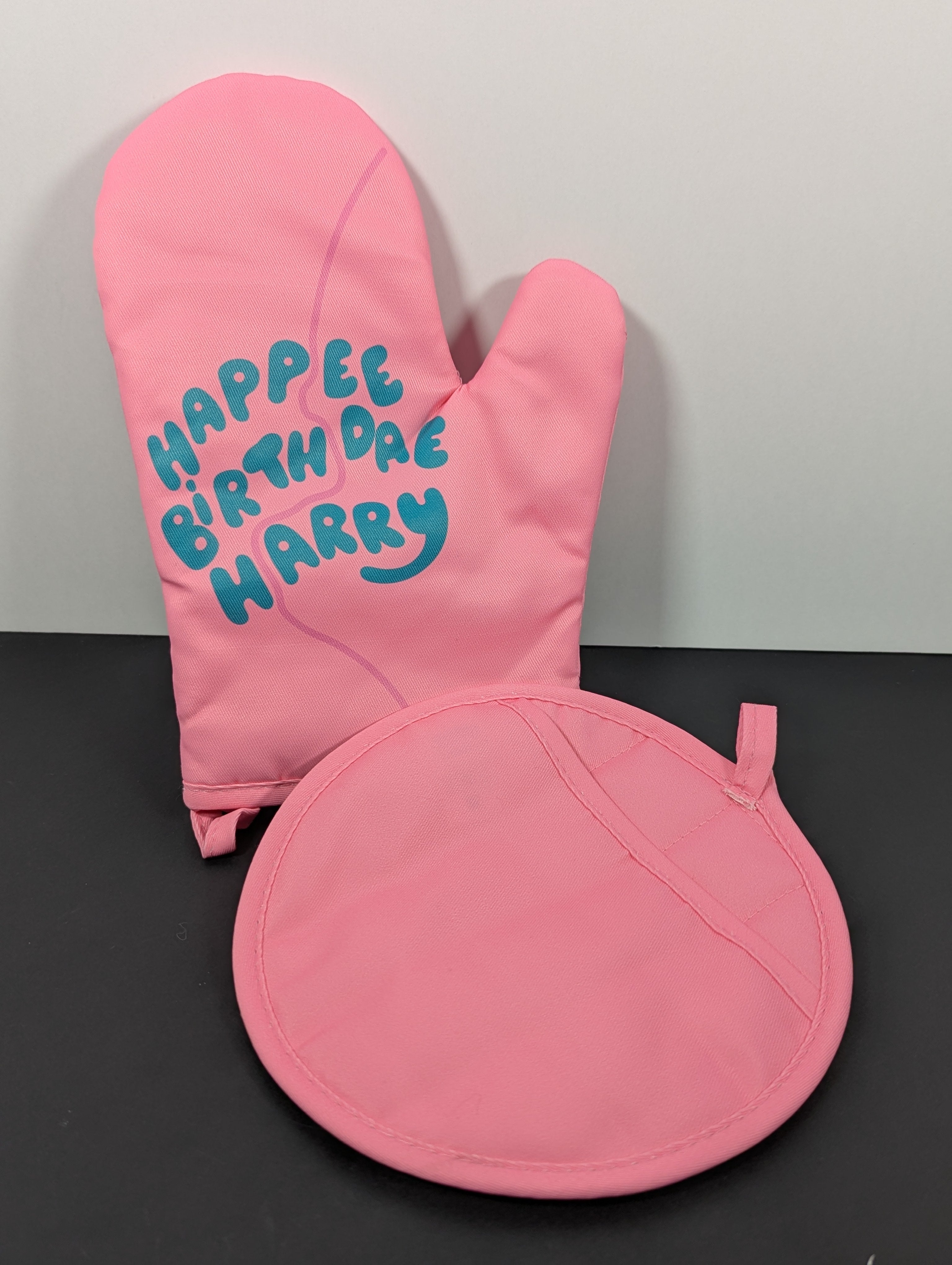 Happee Birthdae Oven Mitt & Pot Holder Set