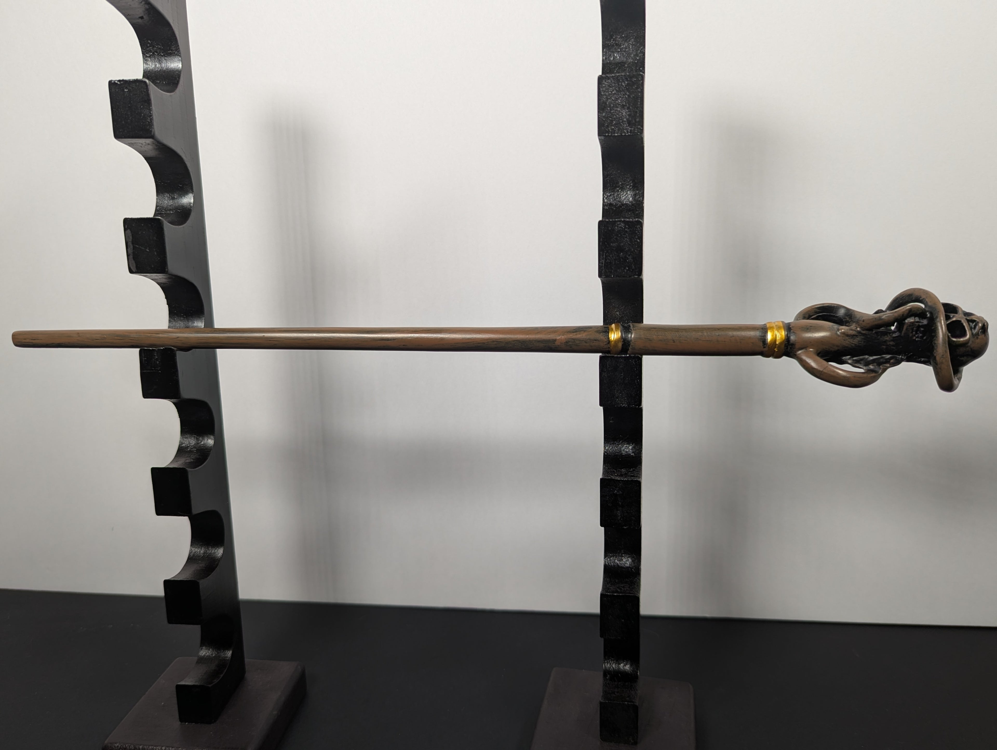 High-Grade Carbon Steel Dark Wizard-Inspired Wand – Skull Handle Style