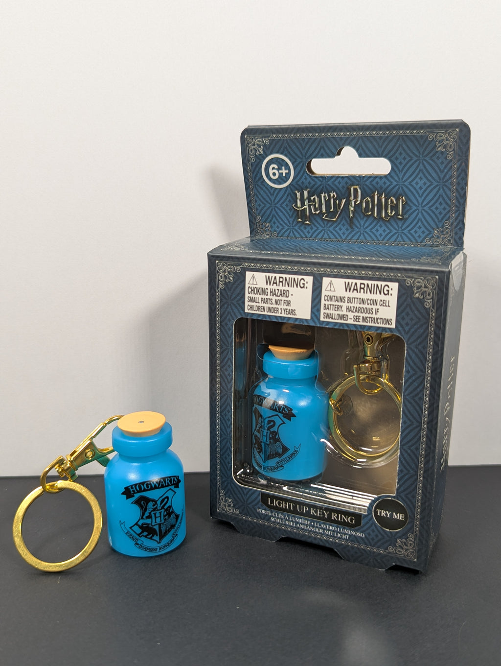 Harry Potter Hogwarts Potion Bottle Light-Up Keychain